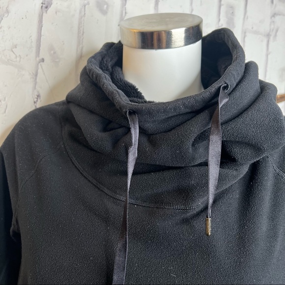 Don't Hurry be Happy Lululemon pullover - Picture 3 of 10